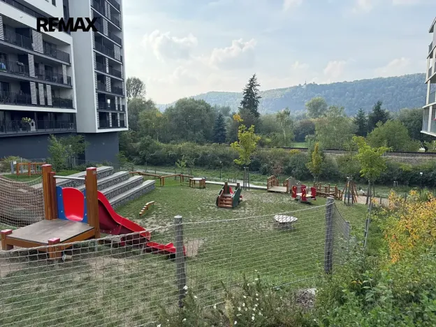 Pronájem bytu 2+kk, Praha - Modřany, Mezi vodami, 64 m2