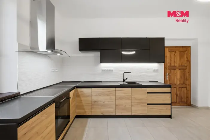 Prodej bytu 2+1, Rakovník, Šamotka, 78 m2