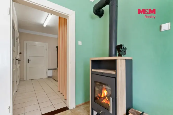 Prodej rodinného domu, Nový Bor - Janov, 180 m2