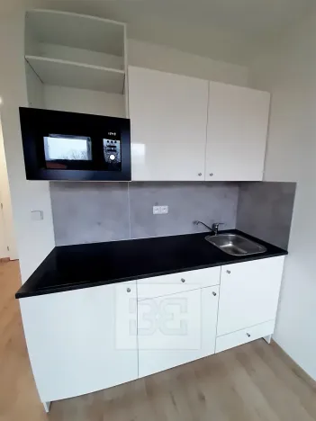 Pronájem bytu 1+kk, Praha - Jinonice, Peroutkova, 17 m2