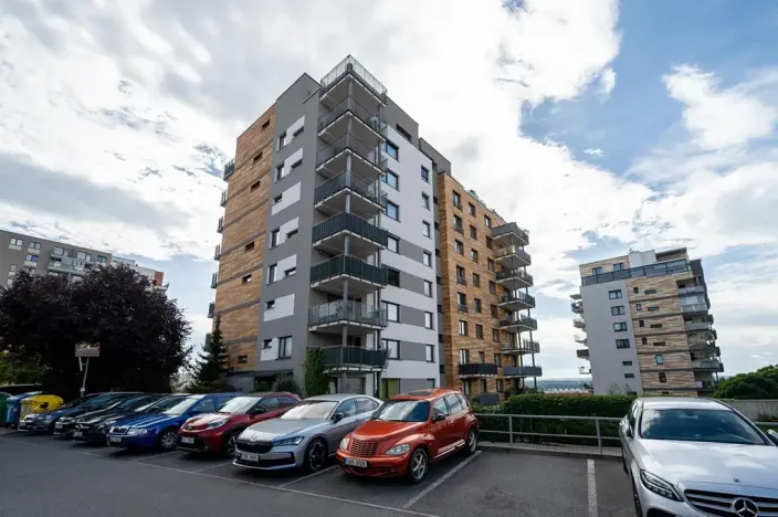 Prodej bytu 2+kk, Praha - Horní Měcholupy, Padovská, 50 m2