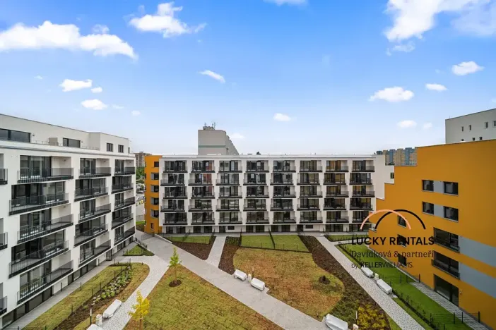 Pronájem bytu 1+kk, Praha - Chodov, Líbalova, 32 m2