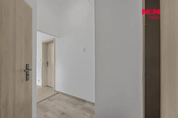 Pronájem bytu 1+1, Trutnov - Poříčí, Voletinská, 48 m2