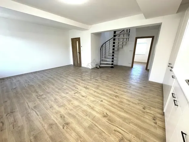 Pronájem bytu 4+kk, Rostěnice-Zvonovice, 111 m2