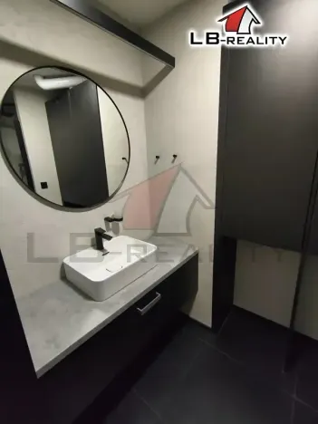 Pronájem bytu 2+1, Kolín, Kpt. Jaroše, 70 m2