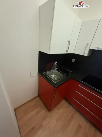 Pronájem bytu 2+kk, Kolín, Roháčova, 55 m2