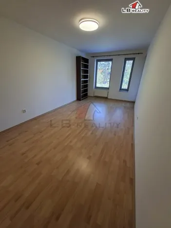 Pronájem bytu 2+kk, Kolín, Roháčova, 55 m2