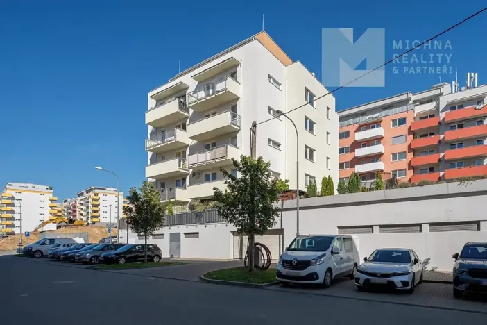 Prodej bytu 3+kk, Brno, Přírodní, 60 m2