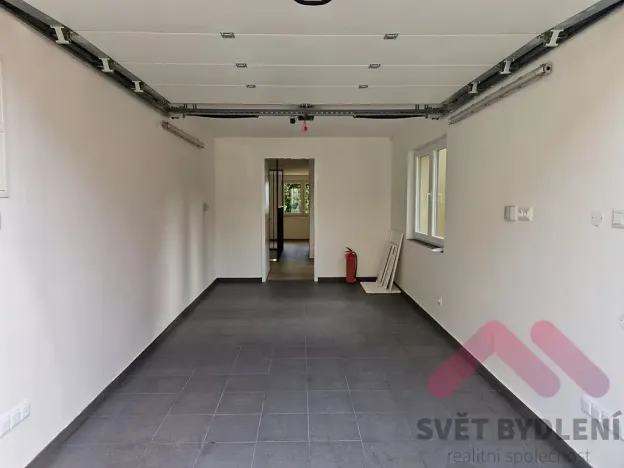 Pronájem bytu 2+kk, Praha - Vokovice, Oválová, 47 m2
