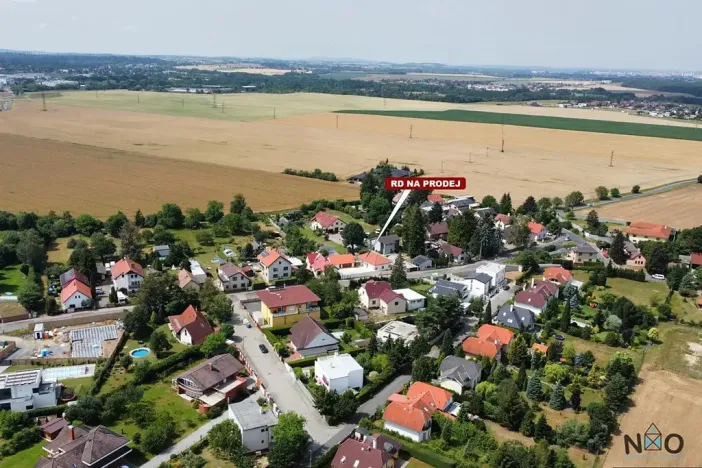 Prodej vícegeneračního domu, Praha - Pitkovice, Žampiónová, 190 m2