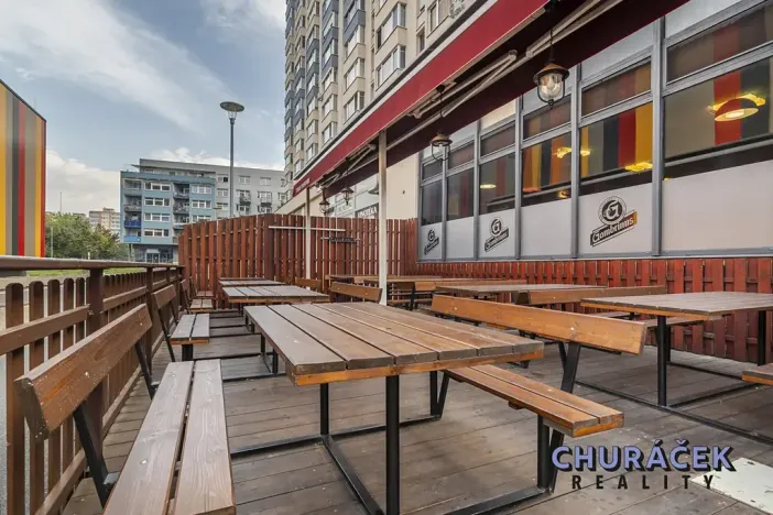 Prodej restaurace, Praha - Troja, Olštýnská, 378 m2