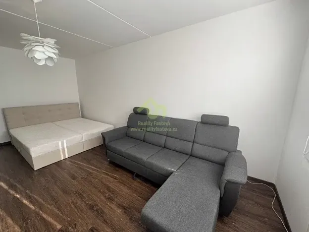 Pronájem bytu 1+1, Plzeň, Břeclavská, 39 m2