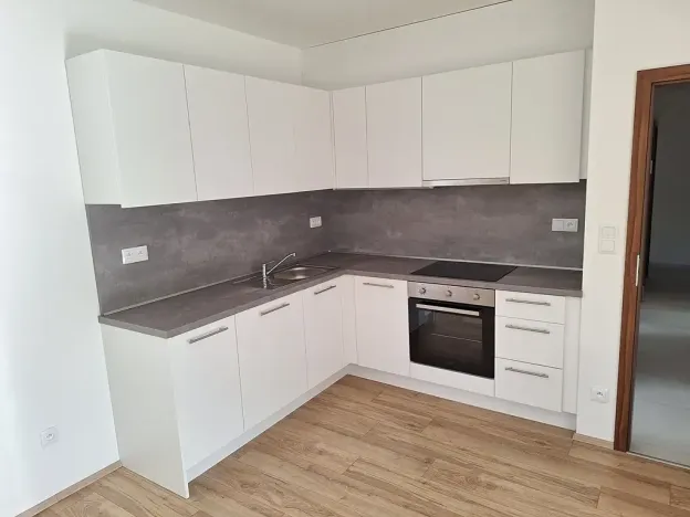 Pronájem bytu 3+kk, Přáslavice, 83 m2