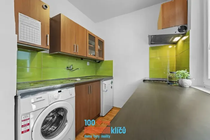 Prodej bytu 1+kk, Praha - Záběhlice, Svojšovická, 28 m2