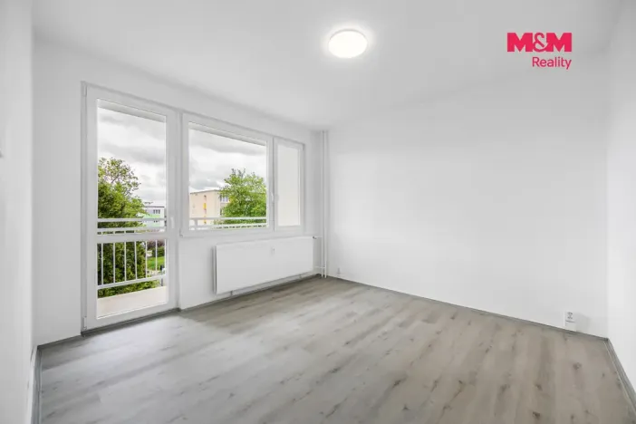 Prodej bytu 3+1, Domažlice - Týnské Předměstí, Michlova, 80 m2