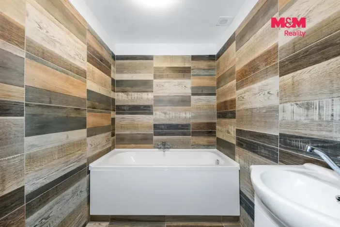 Prodej bytu 3+1, Domažlice - Týnské Předměstí, Michlova, 80 m2