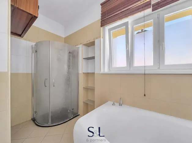 Prodej bytu 2+1, Jičín, Na Tobolce, 83 m2