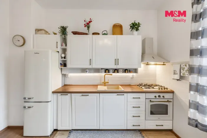 Prodej bytu 2+1, Králův Dvůr - Počaply, Plzeňská, 67 m2