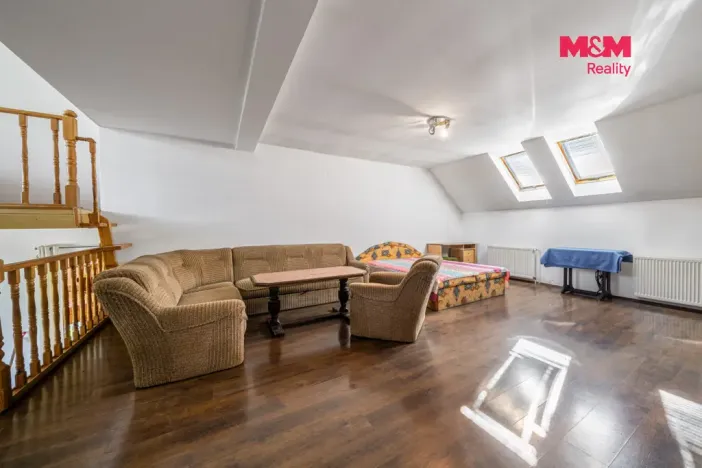 Prodej rodinného domu, Krásné Údolí, 220 m2