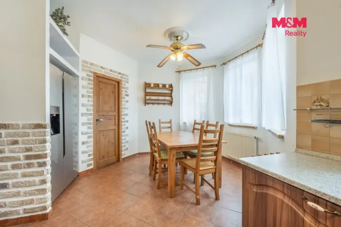 Prodej rodinného domu, Drahelčice, Malá Strana, 180 m2