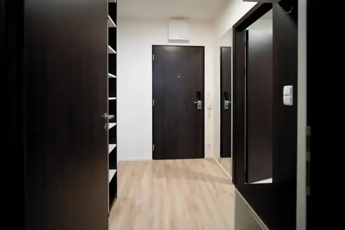Pronájem bytu 1+kk, Praha - Hlubočepy, Vítové, 43 m2