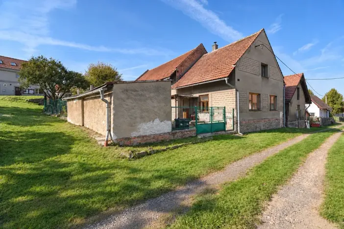 Prodej rodinného domu, Libenice, 276 m2