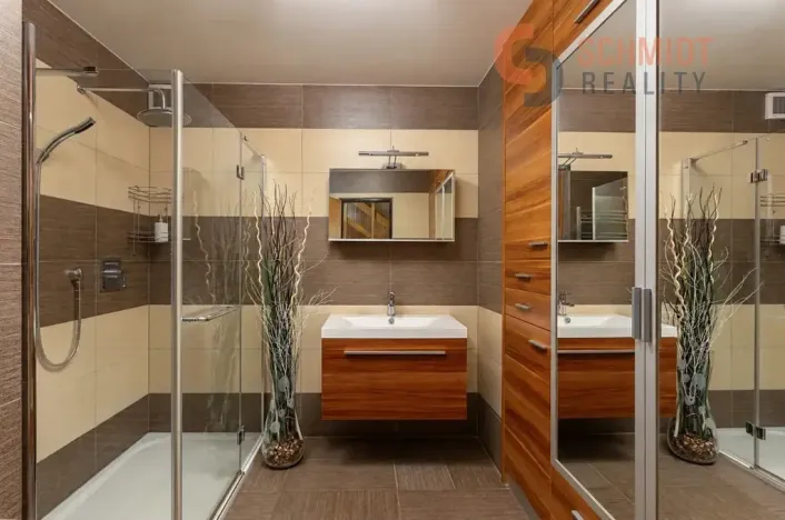 Prodej vícegeneračního domu, Hlohovec, Dolní konec, 259 m2