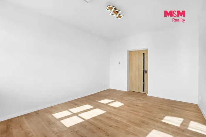Pronájem bytu 2+kk, Hrádek nad Nisou, Revoluční, 47 m2