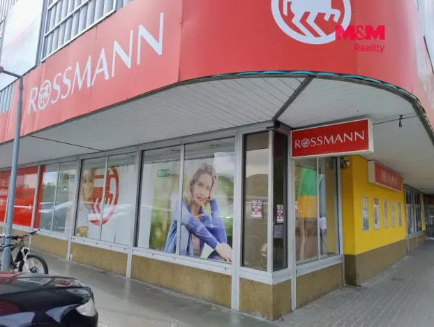 Pronájem obchodního prostoru, Děčín, Plzeňská, 304 m2