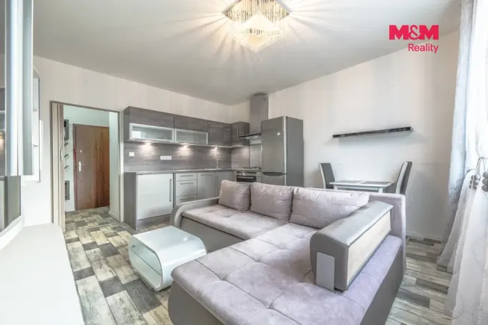 Pronájem bytu 2+kk, Děčín - Děčín XXXII-Boletice nad Labem, V Sídlišti, 42 m2