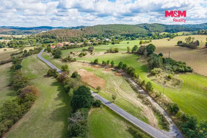 Pronájem zahrady, Milešov, 770 m2