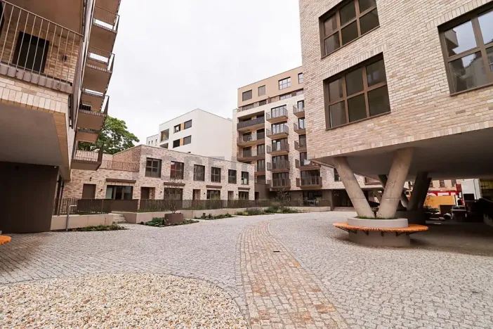 Pronájem bytu 2+kk, Brno, Bratislavská, 42 m2