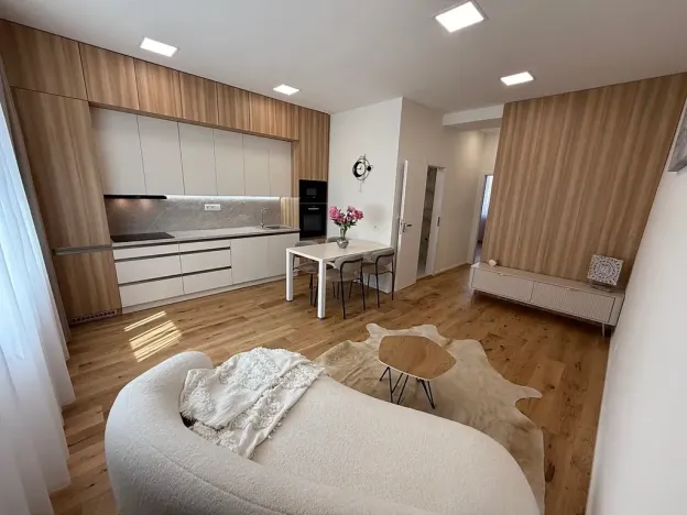 Pronájem bytu 4+kk, Zlín, třída Tomáše Bati, 72 m2