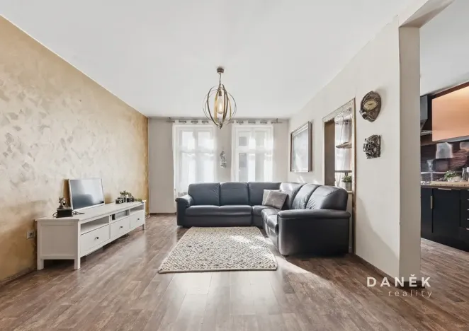 Prodej rodinného domu, Ivančice, Jana Schwarze, 210 m2