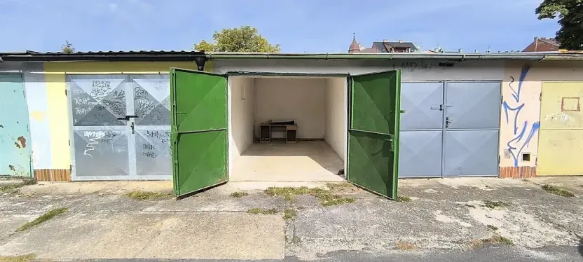 Pronájem garáže, Františkovy Lázně, U Jezírka, 19 m2