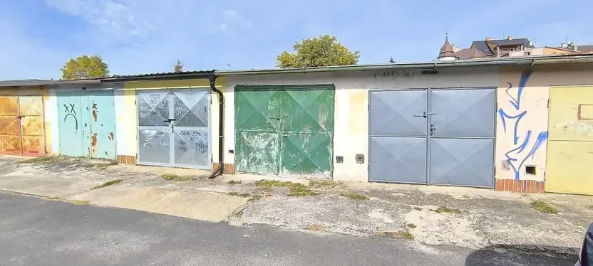 Pronájem garáže, Františkovy Lázně, U Jezírka, 19 m2