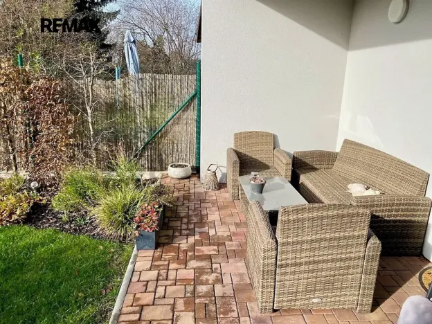 Pronájem rodinného domu, Mukařov, Na Kopci, 103 m2