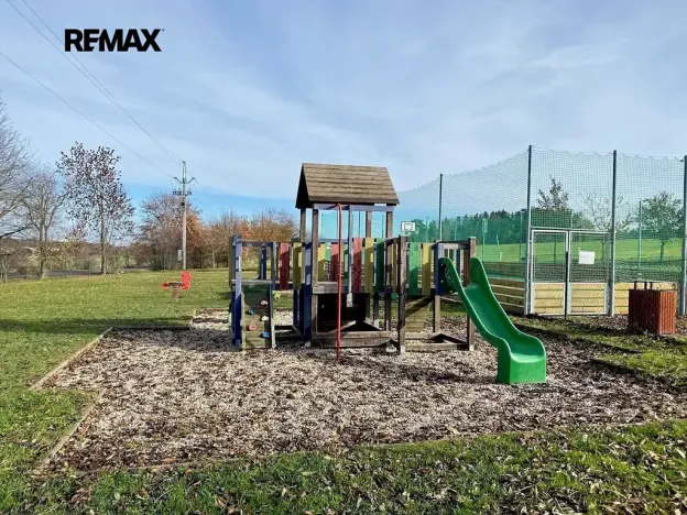 Pronájem rodinného domu, Mukařov, Na Kopci, 103 m2