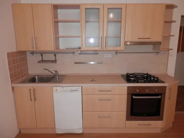 Pronájem bytu 2+kk, Praha, Lomnického, 44 m2
