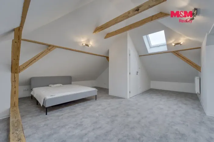 Pronájem bytu 2+1, Plzeň - Doudlevce, Šípková, 88 m2