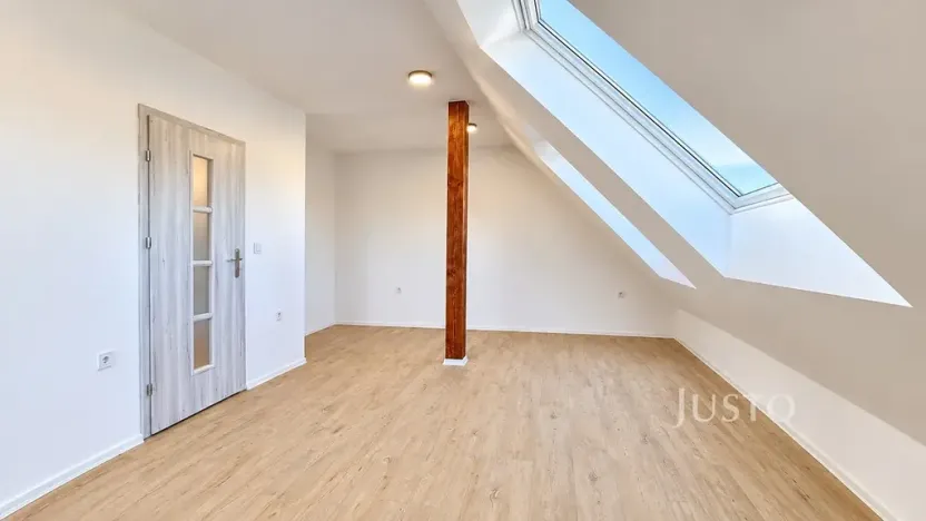 Pronájem bytu 2+kk, Kestřany, 50 m2