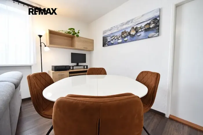 Prodej bytu 3+1, Milovice, Dukelská, 72 m2