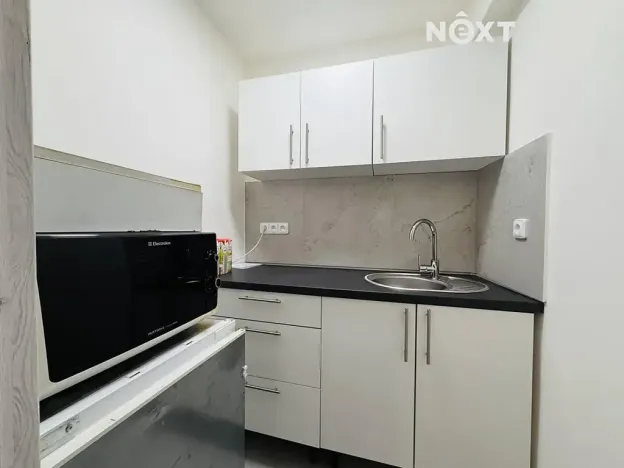Pronájem obchodního prostoru, Vyškov, Sušilova, 12 m2