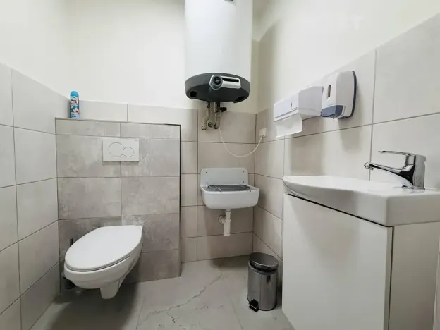 Pronájem obchodního prostoru, Vyškov, Sušilova, 12 m2