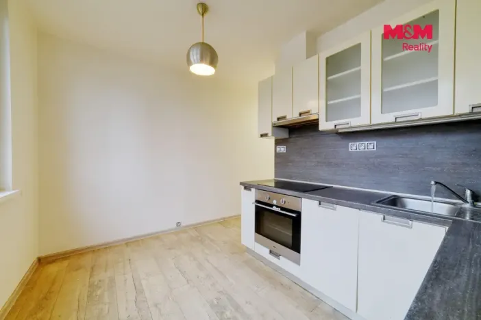 Pronájem bytu 2+1, Cheb, Družstevní, 64 m2