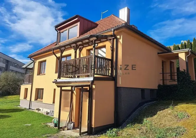 Pronájem bytu 1+kk, Český Krumlov, U Cihelny, 37 m2