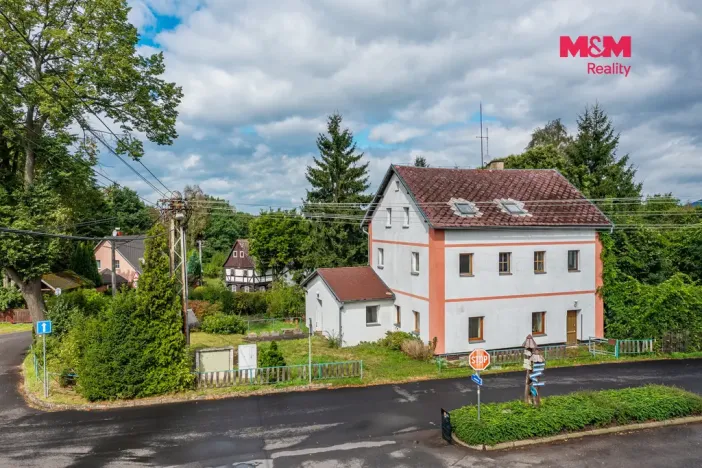 Prodej rodinného domu, Arnoltice, 346 m2