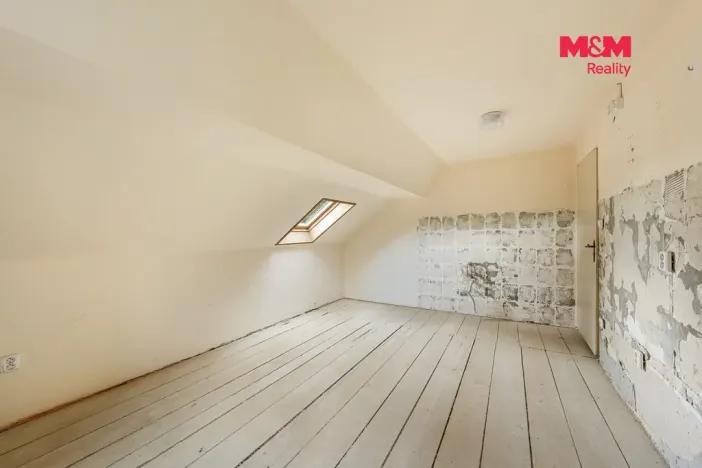 Prodej rodinného domu, Arnoltice, 346 m2