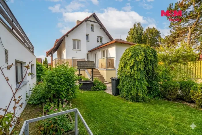 Prodej rodinného domu, Praha - Horní Počernice, Jasenná, 292 m2
