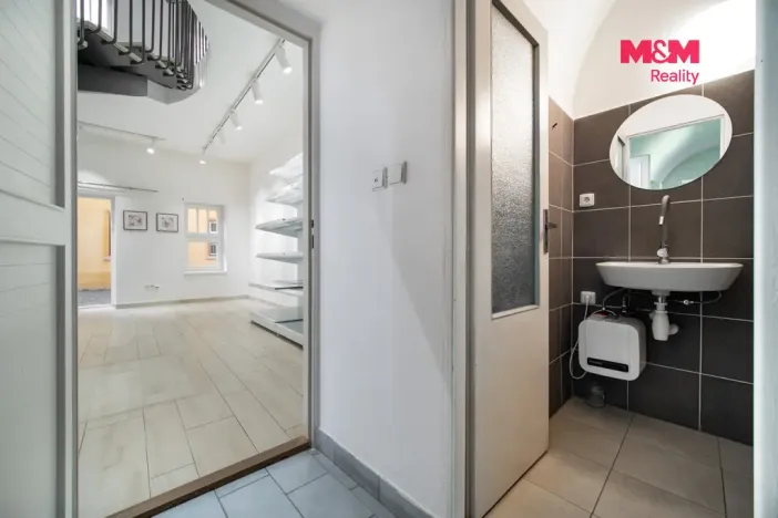 Prodej obchodního prostoru, Moravská Třebová - Město, Cihlářova, 77 m2